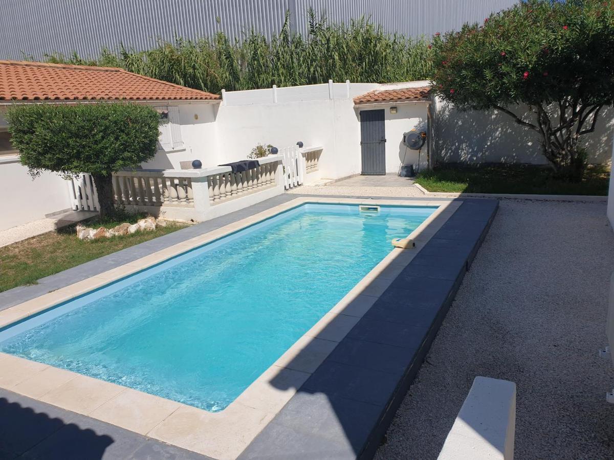 Adorable maison d'hôte, avec terrasse vue sur piscine, wifi 4G, proche de BEZIERS Cers Extérieur photo