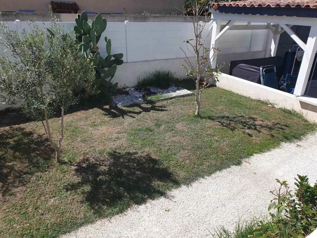 Adorable maison d'hôte, avec terrasse vue sur piscine, wifi 4G, proche de BEZIERS Cers Extérieur photo
